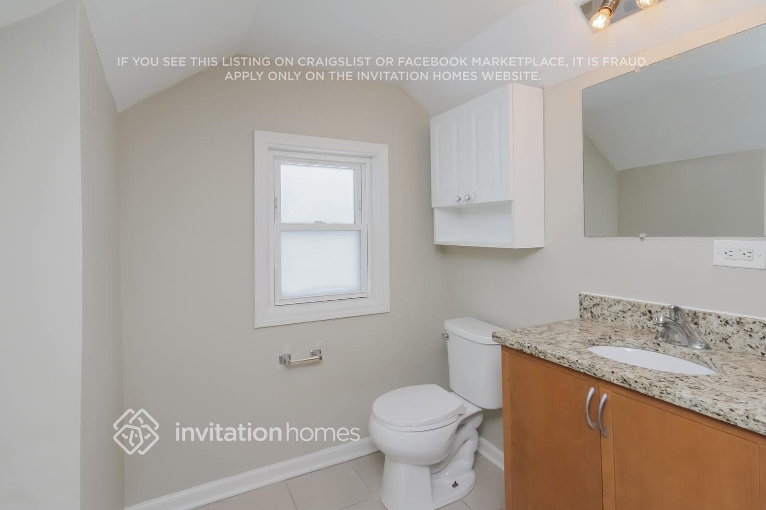 Building Photo - 4N157 7th Ave