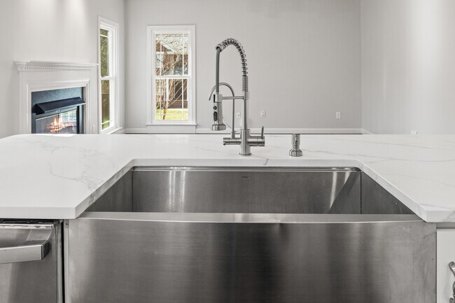 Building Photo - 309 Caraway Ln