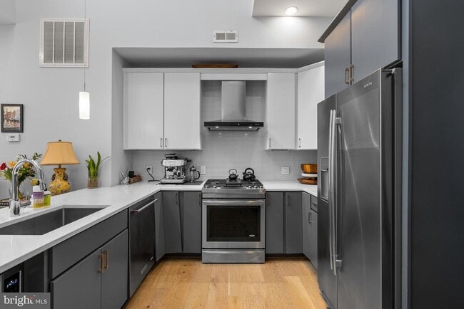 Building Photo - 3035 15th St NW