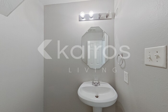 Building Photo - 871 Darbydale Crossing Ln