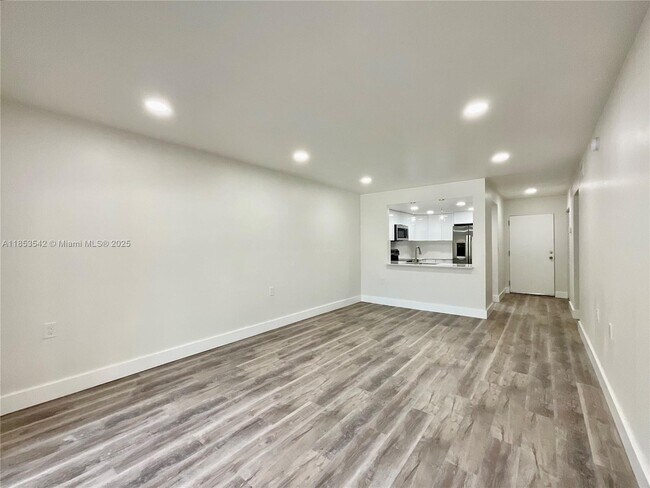 Building Photo - 11281 SW 88th St