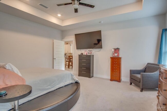 Building Photo - 229 Camellia Dr