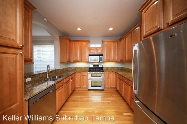 Building Photo - 2 br, 2.5 bath House - 3317 Empedrado St