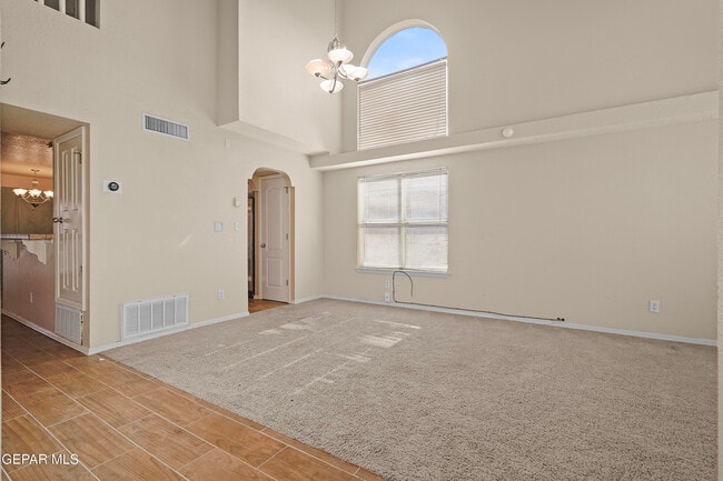 Building Photo - 3820 Tierra Campa Dr