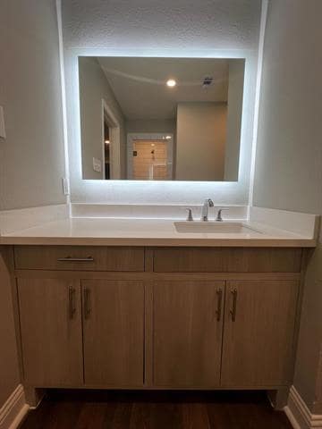 Building Photo - 8003 Woodway Dr