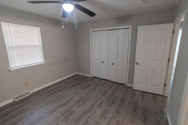 Building Photo - 3705 Hermitage Rd