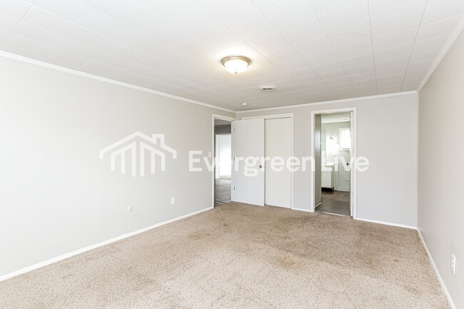 Building Photo - 3823 Alsace Pl