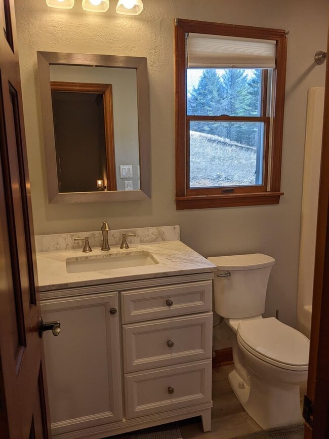 Building Photo - 5990 Idlewild Rd