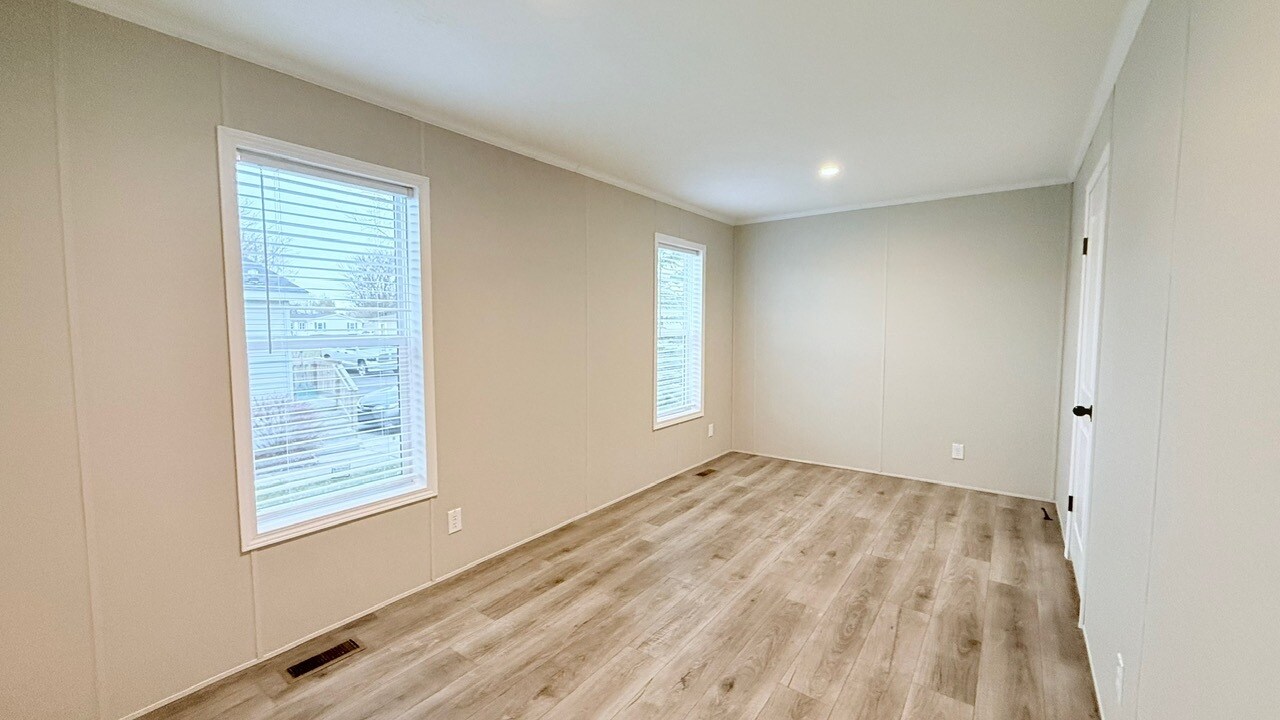 Building Photo - 29647 Erie Ct