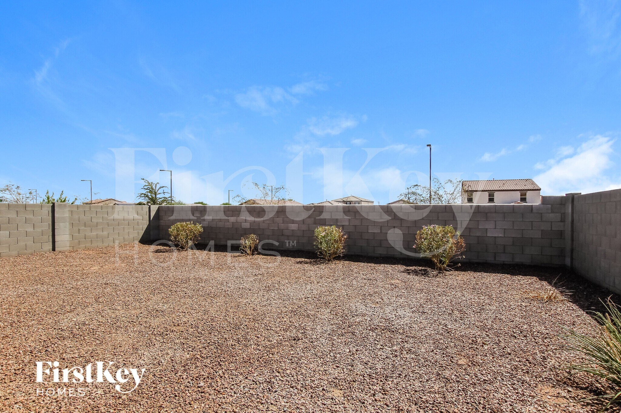 Building Photo - 20037 W Mesquite Dr