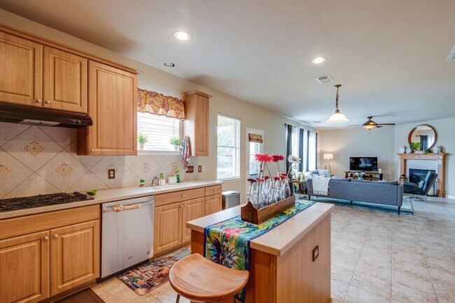 Building Photo - 1224 Willowbrook Dr
