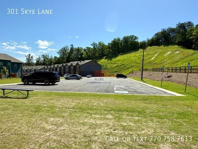 Building Photo - 301 Skye Ln