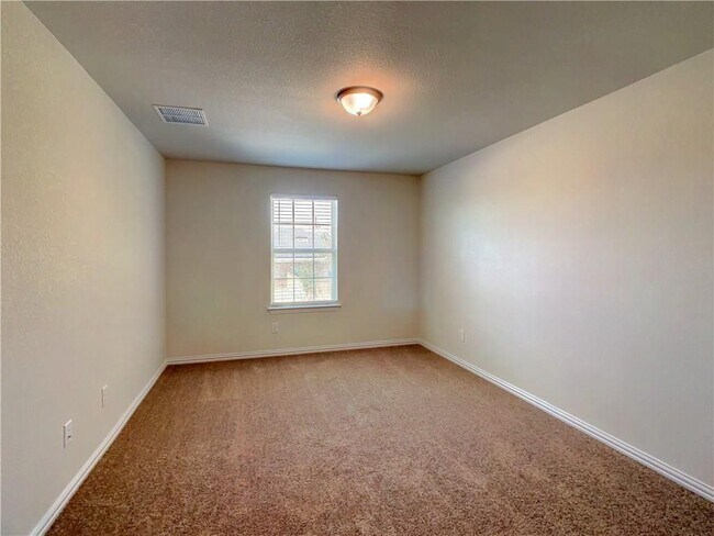 Building Photo - 2304 La Mirada St