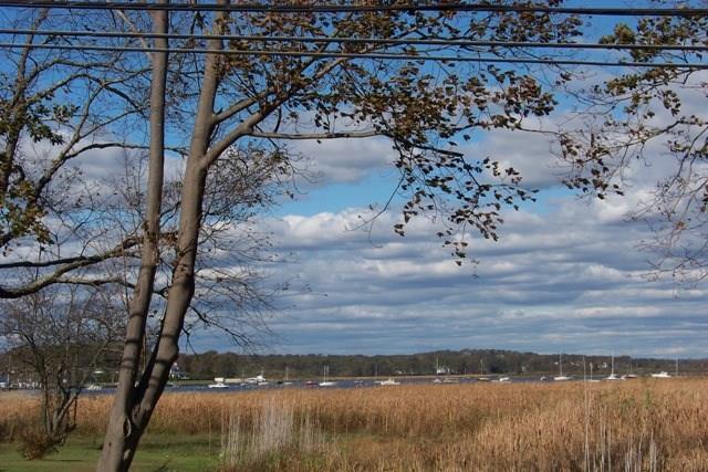 Building Photo - 509 Main St