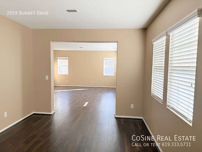 Building Photo - 2959 Burnet Dr