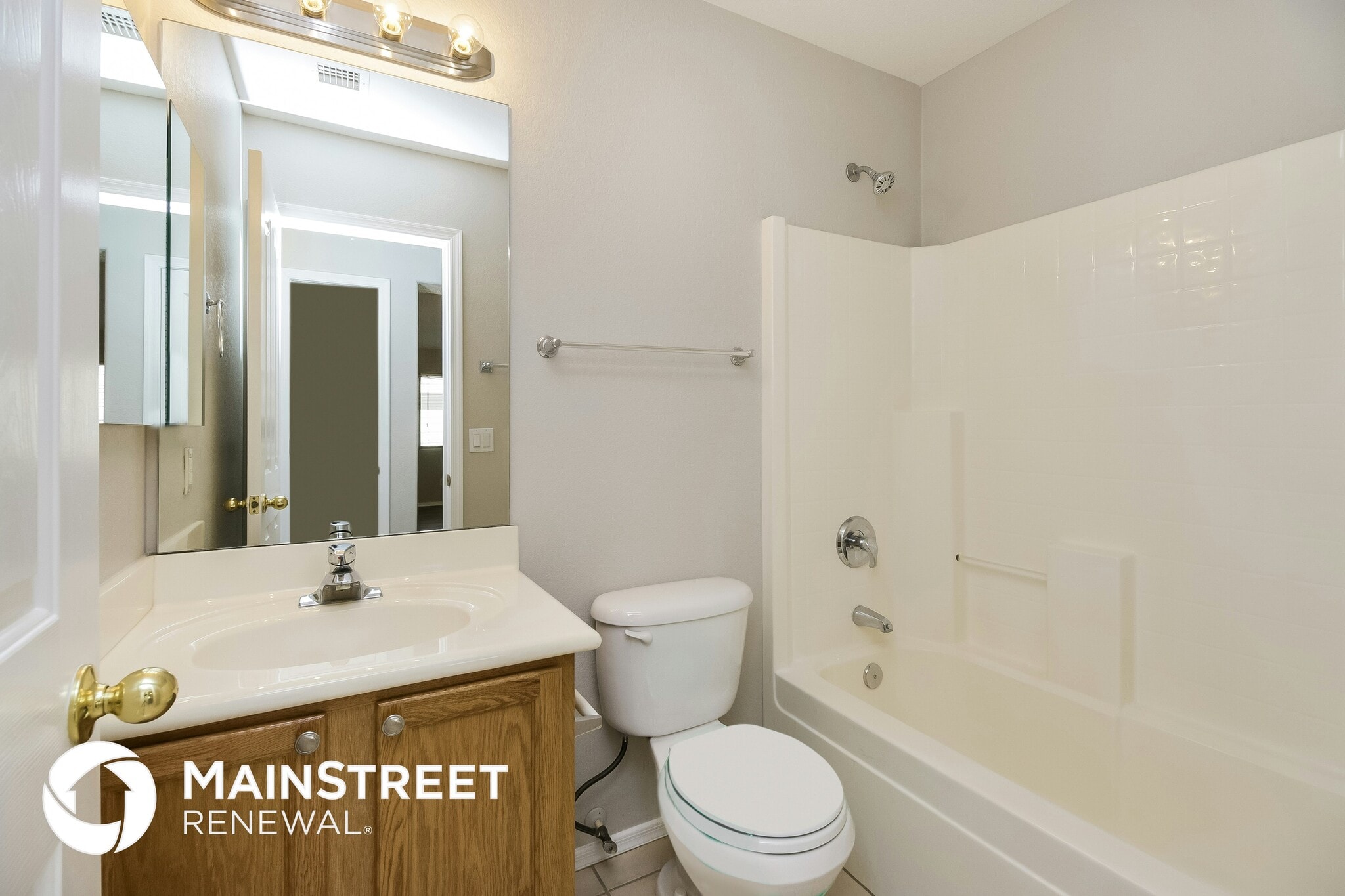 Building Photo - 2822 S Abbey