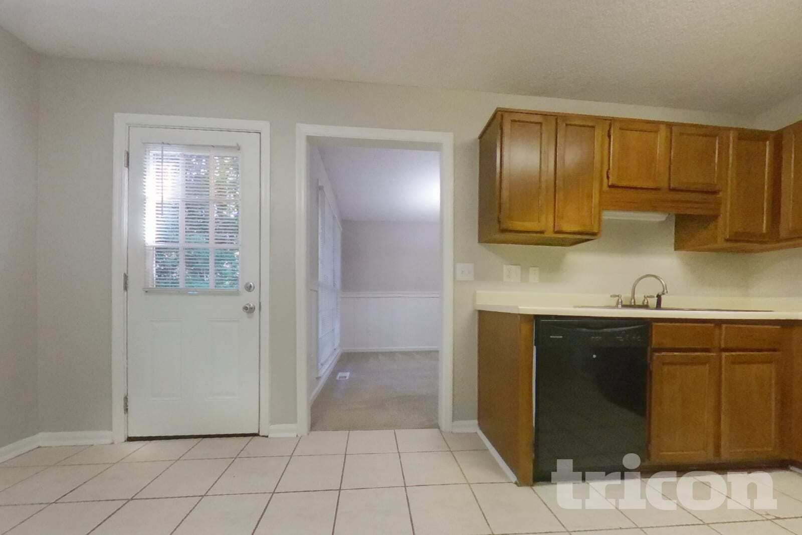 Building Photo - 5394 Telford Ct