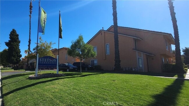 Primary Photo - 1112 Turquoise St