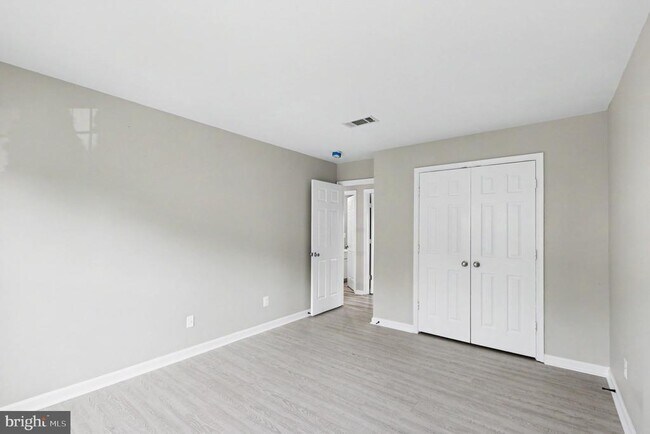 Building Photo - 91 Chaps Ln