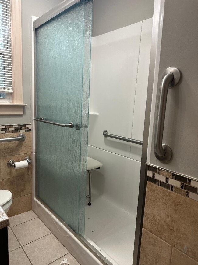 Building Photo - 1517 N Roxboro St