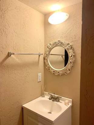 Building Photo - 112 Shady Bend Ct