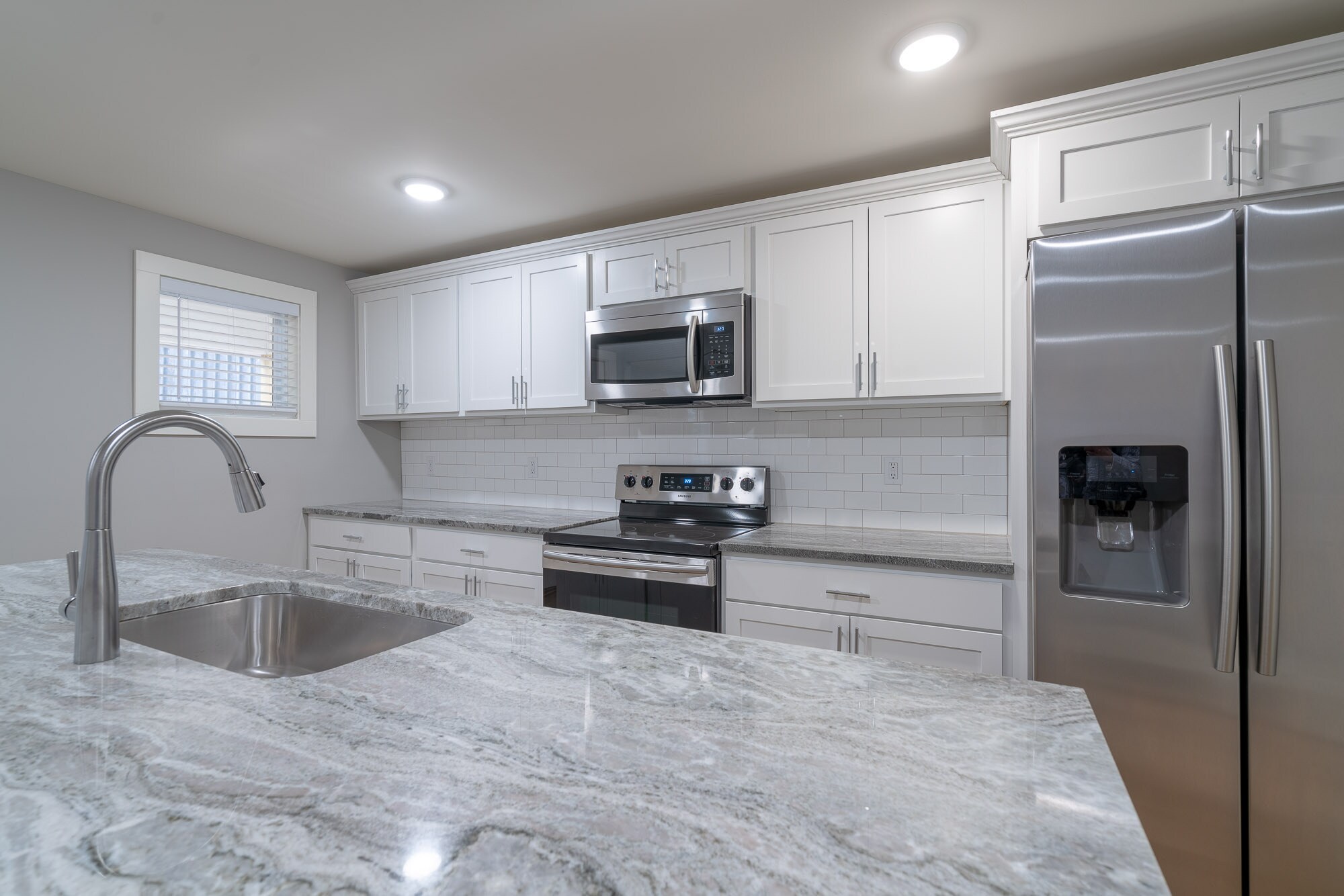 Building Photo - 610 4th St NW