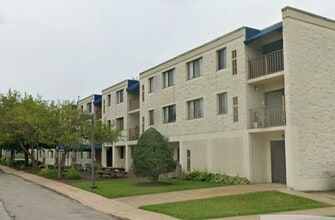 Building Photo - 505 Westmoreland Ave