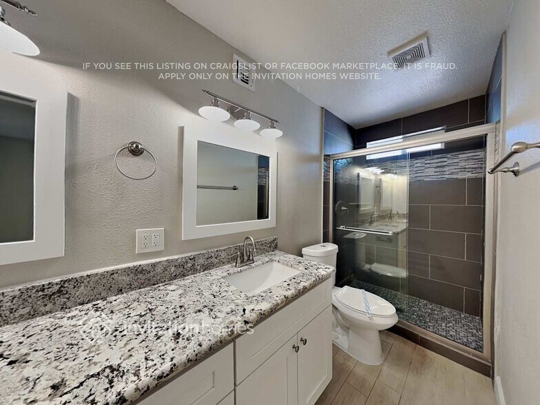 Building Photo - 8702 E Valley View Rd