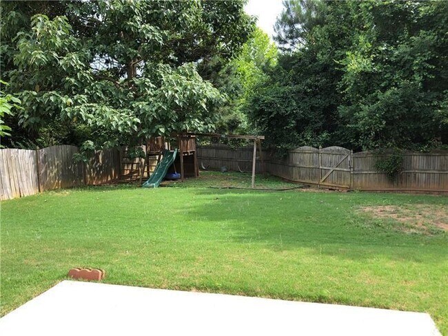 Building Photo - 203 Revillion Way