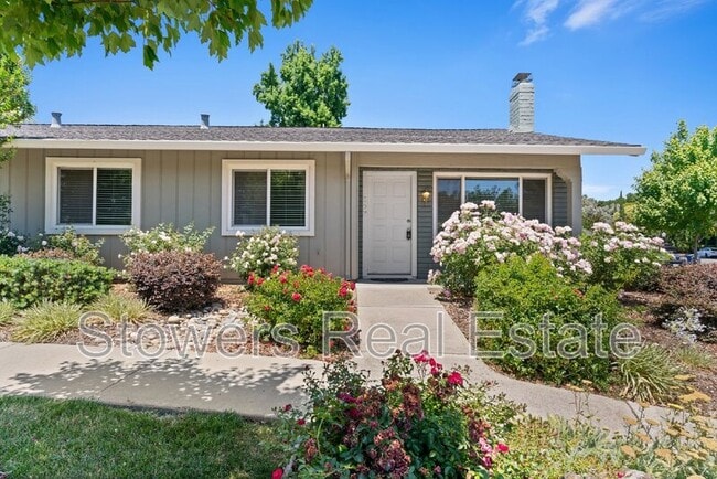 Building Photo - 2899 Fountainhead Dr