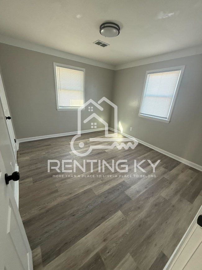 Building Photo - Newly Renovated 3-Bed, 1-Bath House!