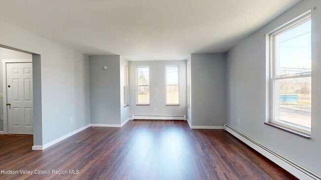 Building Photo - 16 Bailey St