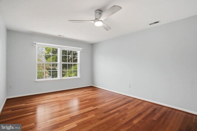 Building Photo - 6020 Moonsails Ln