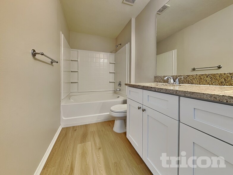 Building Photo - 30801 Temple Stand Ave