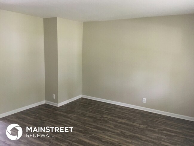 Building Photo - 7406 Maurer Ln