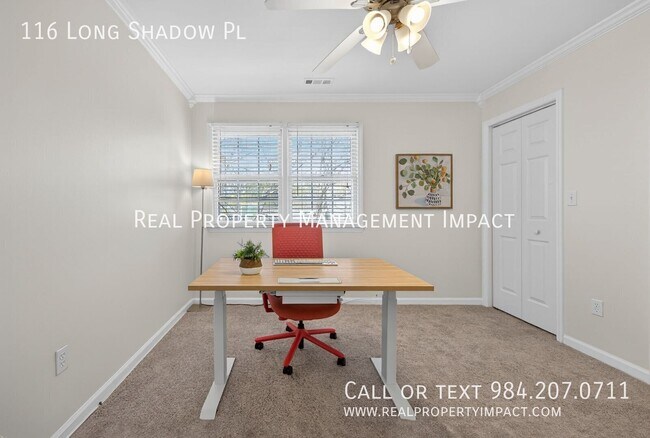 Building Photo - 116 Long Shadow Pl