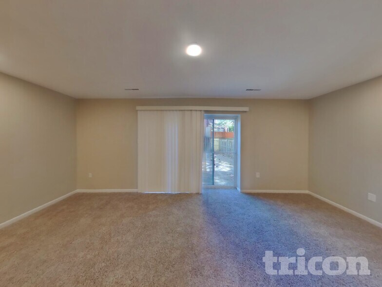 Building Photo - 26 Pickersgill Square