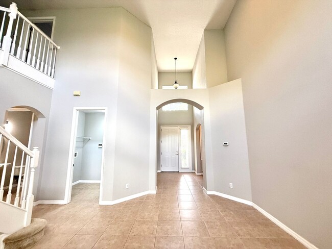 Building Photo - GORGEOUS Two Story 4/3.5 home in sought af...