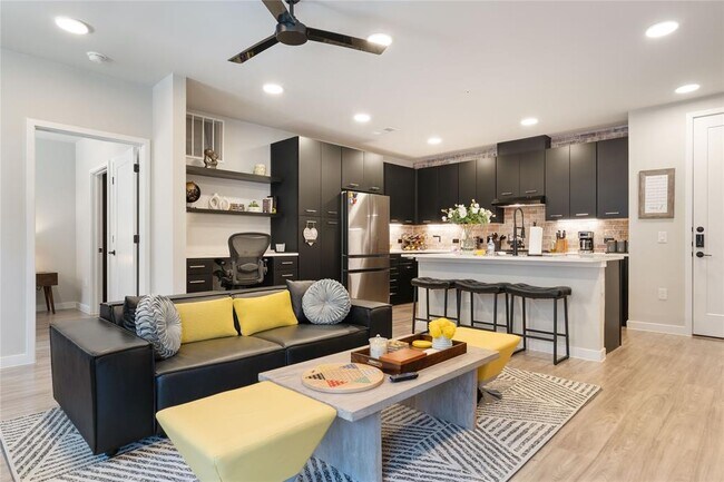 Building Photo - 4510 Terry-O Ln