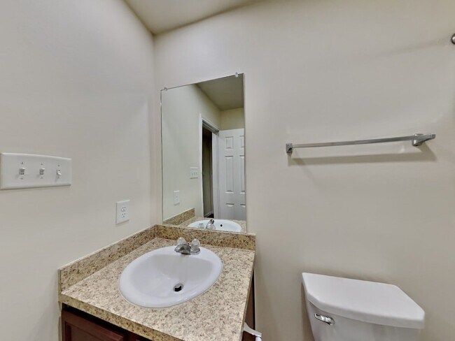 Building Photo - 12623 Mountain Daisy Rd