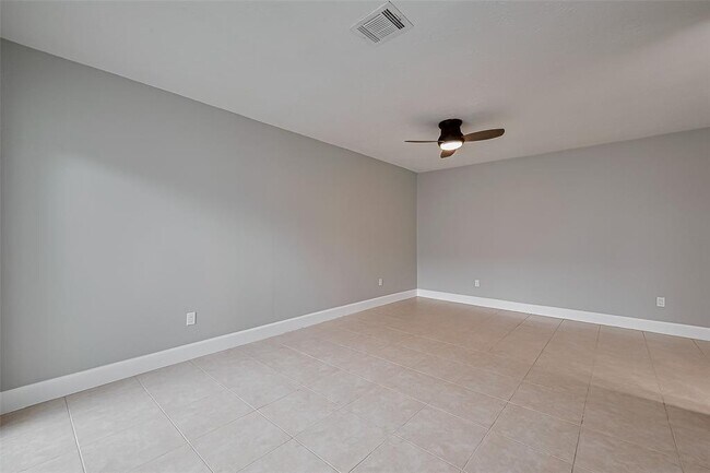 Building Photo - 23319 Pennsgrove Rd