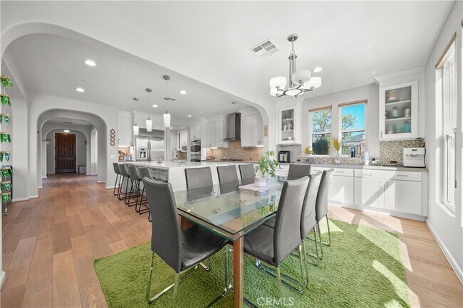 Building Photo - 11662 N Ricasoli Way