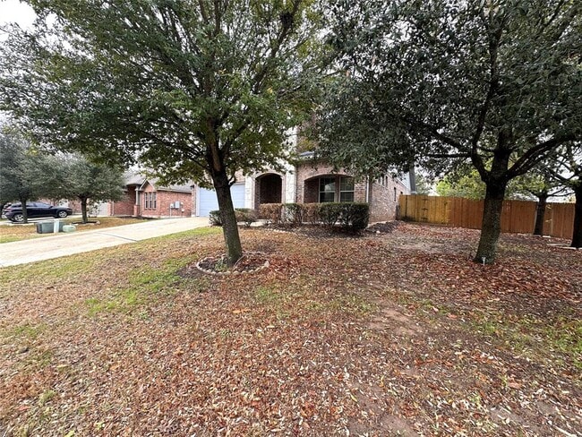 Building Photo - 4601 Tiddle Ln