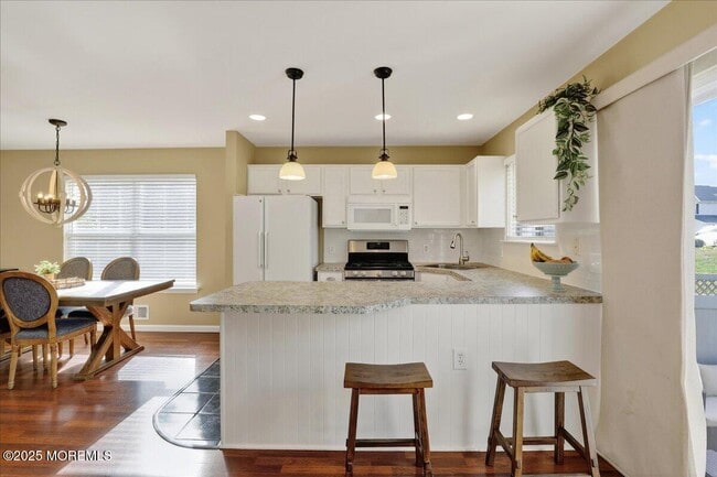 Building Photo - 7 Lucia Ct