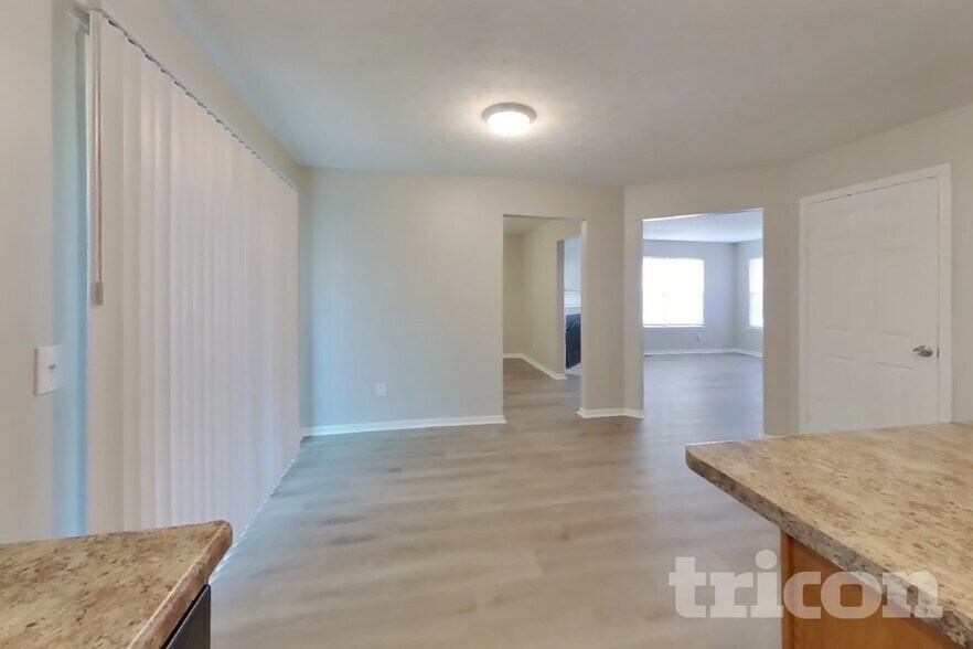 Building Photo - 8117 Pelham Pl