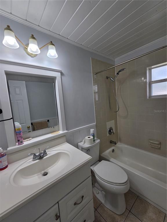 Building Photo - 835 Golden Isle Dr