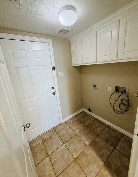 Building Photo - 5904 Blackmon Ct