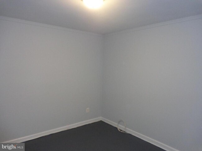 Building Photo - 5565 Peppercorn Dr