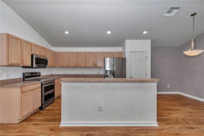 Building Photo - 5535 SW 41st St