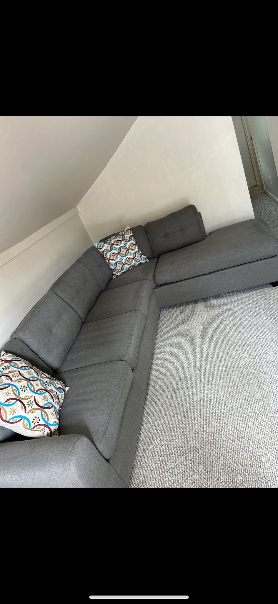 Living Space - 265 Sycamore St